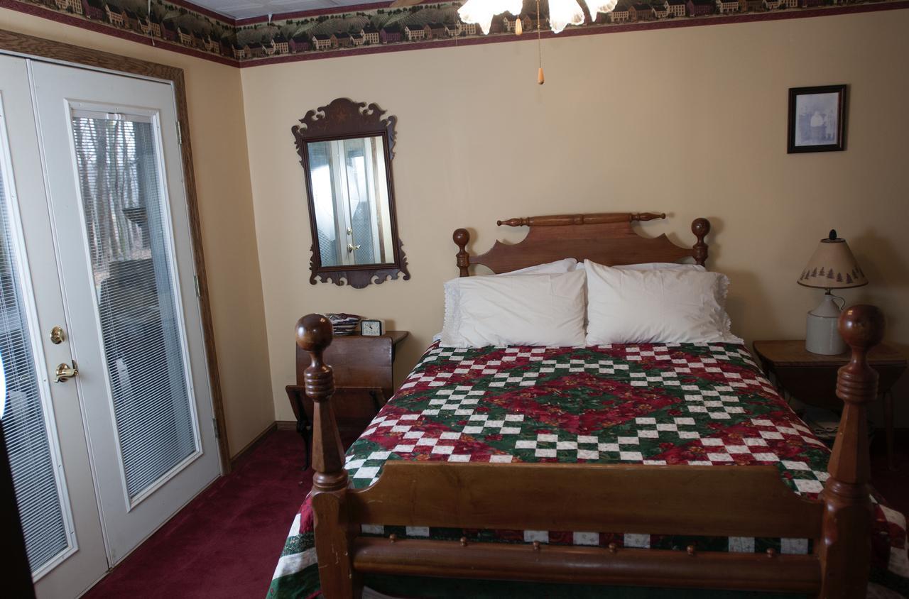 Locust Brook Lodge Butler Εξωτερικό φωτογραφία